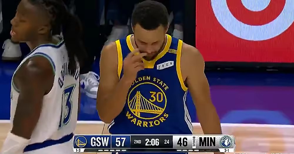NBA常规赛库里单节5记三分轰19分带队半场领先森林狼16分